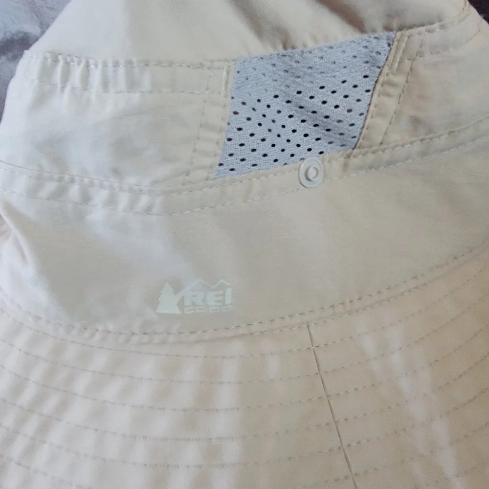 REI Sun Hat Kids 7Y-14Y Beige Excellent Mesh Vented Wide Brim Boonie